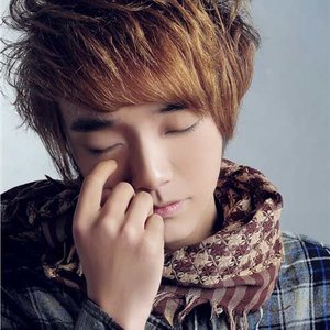 刺痛的心还会爱谁 (KTV版伴奏)