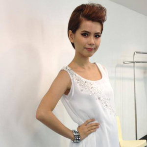 颜慧萍资料,颜慧萍最新歌曲,颜慧萍MV视频,颜慧萍音乐专辑,颜慧萍好听的歌