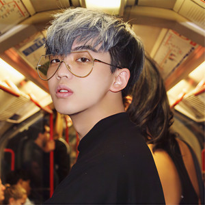 王滈池资料,王滈池最新歌曲,王滈池MV视频,王滈池音乐专辑,王滈池好听的歌