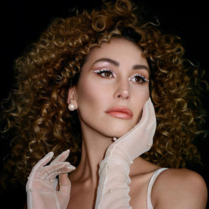 Loren Allred