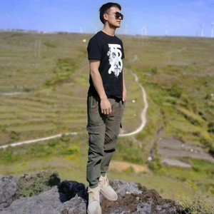 潘成鹏资料,潘成鹏最新歌曲,潘成鹏MV视频,潘成鹏音乐专辑,潘成鹏好听的歌