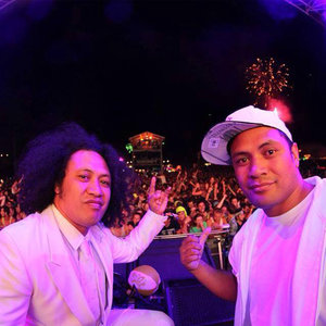 Laughton Kora资料,Laughton Kora最新歌曲,Laughton KoraMV视频,Laughton Kora音乐专辑,Laughton Kora好听的歌