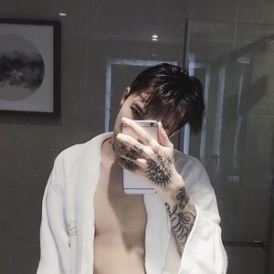 7叔资料,7叔最新歌曲,7叔MV视频,7叔音乐专辑,7叔好听的歌