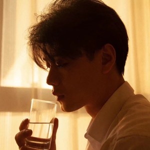 汪霄鹏资料,汪霄鹏最新歌曲,汪霄鹏MV视频,汪霄鹏音乐专辑,汪霄鹏好听的歌