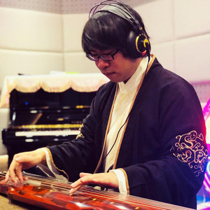 秋岚君资料,秋岚君最新歌曲,秋岚君MV视频,秋岚君音乐专辑,秋岚君好听的歌