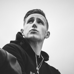 Melo资料,Melo最新歌曲,MeloMV视频,Melo音乐专辑,Melo好听的歌