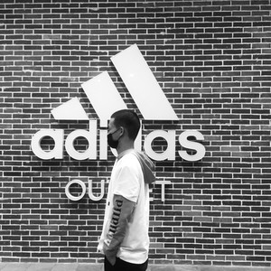 周林辉资料,周林辉最新歌曲,周林辉MV视频,周林辉音乐专辑,周林辉好听的歌