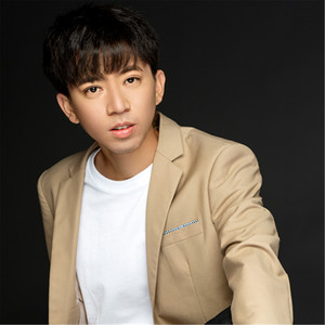 黄小熊资料,黄小熊最新歌曲,黄小熊MV视频,黄小熊音乐专辑,黄小熊好听的歌