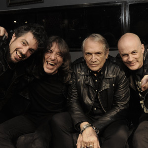 Riff资料,Riff最新歌曲,RiffMV视频,Riff音乐专辑,Riff好听的歌