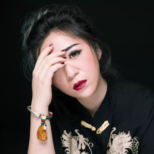 李蓉资料,李蓉最新歌曲,李蓉MV视频,李蓉音乐专辑,李蓉好听的歌