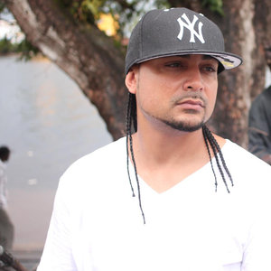 Richie Righteous资料,Richie Righteous最新歌曲,Richie RighteousMV视频,Richie Righteous音乐专辑,Richie Righteous好听的歌