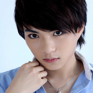 苏辰骁 - 写给年少回不去的爱