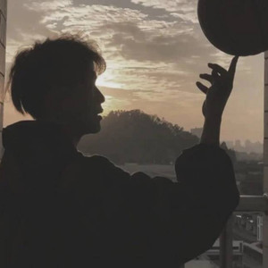 九月初一资料,九月初一最新歌曲,九月初一MV视频,九月初一音乐专辑,九月初一好听的歌