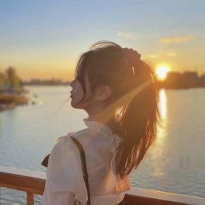 小甜资料,小甜最新歌曲,小甜MV视频,小甜音乐专辑,小甜好听的歌