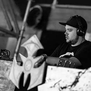 Beautiful Insanity (Skuffa's Medication Mix)