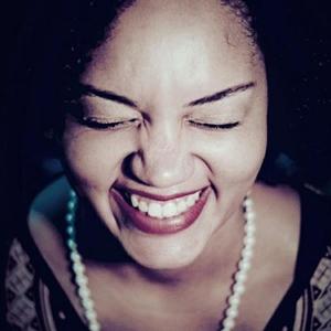 Karol Freitas资料,Karol Freitas最新歌曲,Karol FreitasMV视频,Karol Freitas音乐专辑,Karol Freitas好听的歌