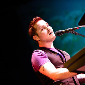 Casey Stratton资料,Casey Stratton最新歌曲,Casey StrattonMV视频,Casey Stratton音乐专辑,Casey Stratton好听的歌