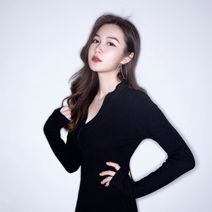 姣娜斯资料,姣娜斯最新歌曲,姣娜斯MV视频,姣娜斯音乐专辑,姣娜斯好听的歌