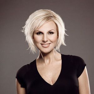 Sanna Nielsen资料,Sanna Nielsen最新歌曲,Sanna NielsenMV视频,Sanna Nielsen音乐专辑,Sanna Nielsen好听的歌