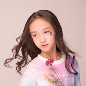 张雨涵资料,张雨涵最新歌曲,张雨涵MV视频,张雨涵音乐专辑,张雨涵好听的歌