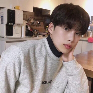 林麟资料,林麟最新歌曲,林麟MV视频,林麟音乐专辑,林麟好听的歌