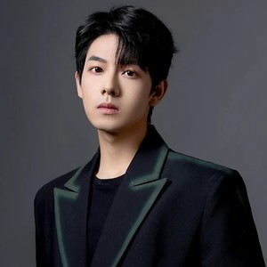 曾辉资料,曾辉最新歌曲,曾辉MV视频,曾辉音乐专辑,曾辉好听的歌