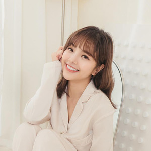 徐宛铃资料,徐宛铃最新歌曲,徐宛铃MV视频,徐宛铃音乐专辑,徐宛铃好听的歌