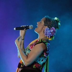 Carolina De Holanda资料,Carolina De Holanda最新歌曲,Carolina De HolandaMV视频,Carolina De Holanda音乐专辑,Carolina De Holanda好听的歌