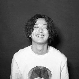 Louie (루이)资料,Louie (루이)最新歌曲,Louie (루이)MV视频,Louie (루이)音乐专辑,Louie (루이)好听的歌