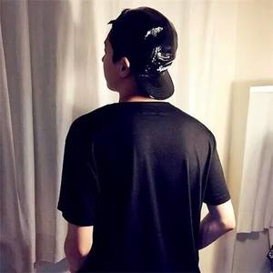 王肖百资料,王肖百最新歌曲,王肖百MV视频,王肖百音乐专辑,王肖百好听的歌