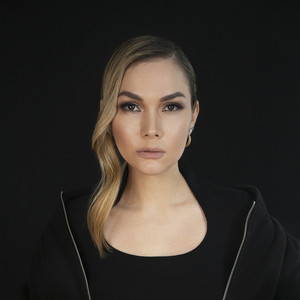 Alannys Weber资料,Alannys Weber最新歌曲,Alannys WeberMV视频,Alannys Weber音乐专辑,Alannys Weber好听的歌