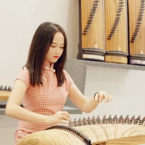 歌曲：灯火里的中国