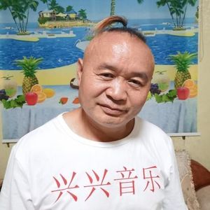 李兴荣资料,李兴荣最新歌曲,李兴荣MV视频,李兴荣音乐专辑,李兴荣好听的歌