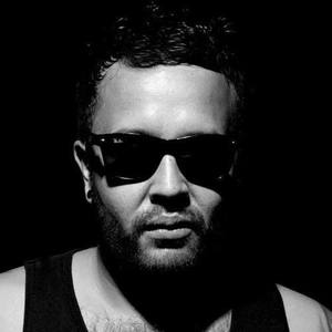 Felo Rueda资料,Felo Rueda最新歌曲,Felo RuedaMV视频,Felo Rueda音乐专辑,Felo Rueda好听的歌