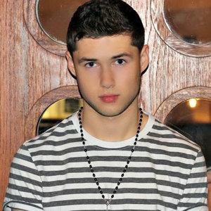 Taylor Jones资料,Taylor Jones最新歌曲,Taylor JonesMV视频,Taylor Jones音乐专辑,Taylor Jones好听的歌