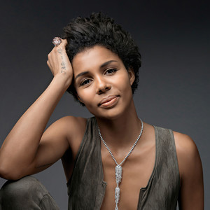 Ayo资料,Ayo最新歌曲,AyoMV视频,Ayo音乐专辑,Ayo好听的歌