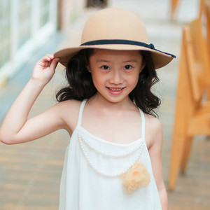 戴巾偌资料,戴巾偌最新歌曲,戴巾偌MV视频,戴巾偌音乐专辑,戴巾偌好听的歌