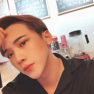 詹兆廷资料,詹兆廷最新歌曲,詹兆廷MV视频,詹兆廷音乐专辑,詹兆廷好听的歌