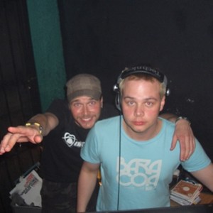 Store N Forward资料,Store N Forward最新歌曲,Store N ForwardMV视频,Store N Forward音乐专辑,Store N Forward好听的歌