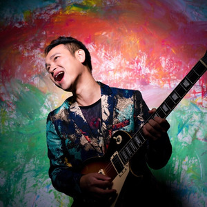 曾万龙资料,曾万龙最新歌曲,曾万龙MV视频,曾万龙音乐专辑,曾万龙好听的歌