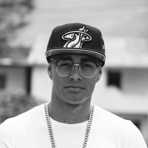 Guido Pine资料,Guido Pine最新歌曲,Guido PineMV视频,Guido Pine音乐专辑,Guido Pine好听的歌