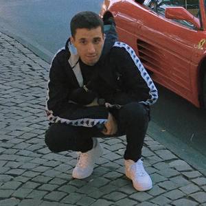 Karol Tip资料,Karol Tip最新歌曲,Karol TipMV视频,Karol Tip音乐专辑,Karol Tip好听的歌