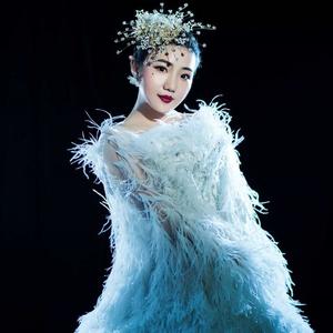 牛菇凉资料,牛菇凉最新歌曲,牛菇凉MV视频,牛菇凉音乐专辑,牛菇凉好听的歌