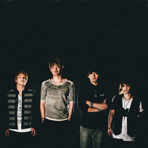 Silhouette from the Skylit资料,Silhouette from the Skylit最新歌曲,Silhouette from the SkylitMV视频,Silhouette from the Skylit音乐专辑,Silhouette from the Skylit好听的歌