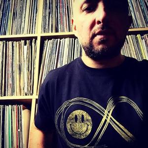 Carlo Gambino资料,Carlo Gambino最新歌曲,Carlo GambinoMV视频,Carlo Gambino音乐专辑,Carlo Gambino好听的歌