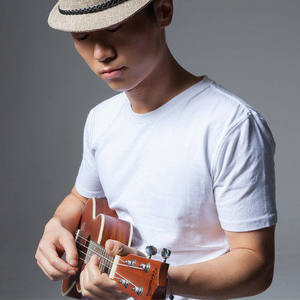 鹏泊资料,鹏泊最新歌曲,鹏泊MV视频,鹏泊音乐专辑,鹏泊好听的歌