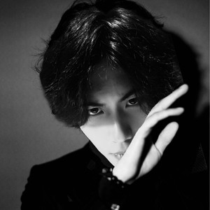 于翱尘资料,于翱尘最新歌曲,于翱尘MV视频,于翱尘音乐专辑,于翱尘好听的歌