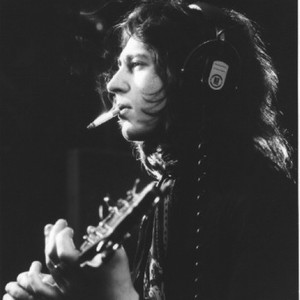 Alan Ross资料,Alan Ross最新歌曲,Alan RossMV视频,Alan Ross音乐专辑,Alan Ross好听的歌