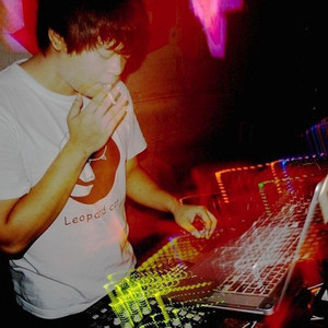 Chuchu资料,Chuchu最新歌曲,ChuchuMV视频,Chuchu音乐专辑,Chuchu好听的歌