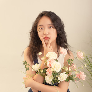 刘思瑶资料,刘思瑶最新歌曲,刘思瑶MV视频,刘思瑶音乐专辑,刘思瑶好听的歌